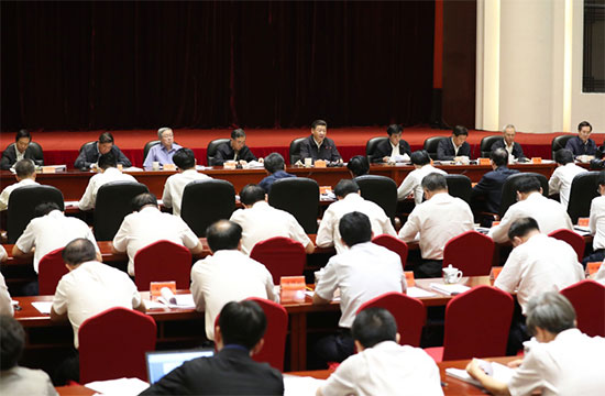 历史性的跨越 新奋斗的起点 ——习近平总书记关于打赢脱贫攻坚战重要论述综述