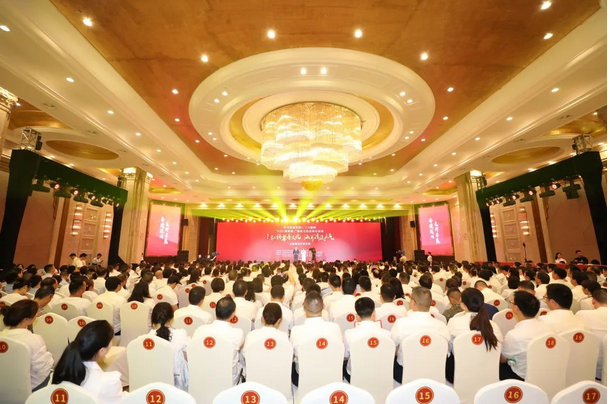 达川区举行“学习贯彻党的二十大精神——弘扬孝廉文化 涵养清风正气”主题演讲比赛 
