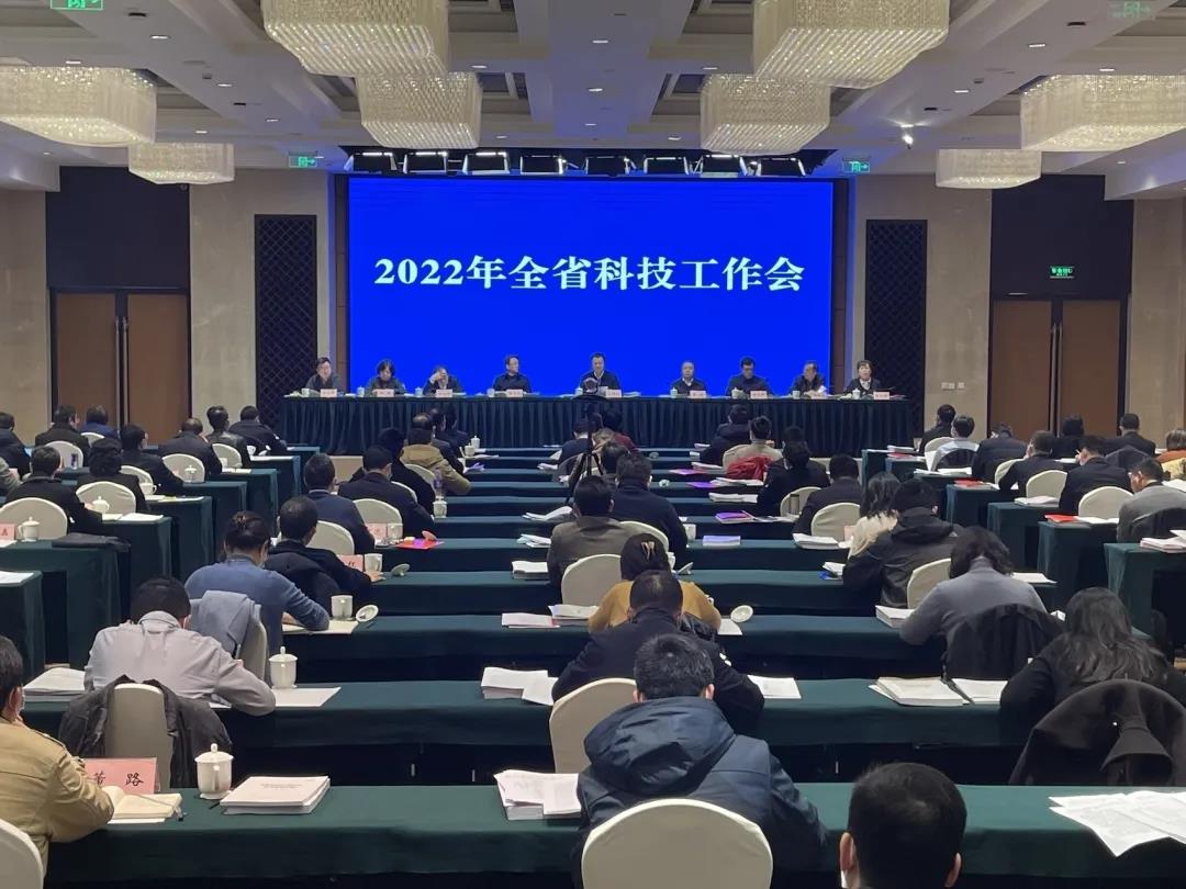 2-22022110344cV.jpg